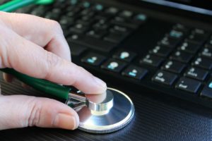 PC パソコン 遅い 原因 改善方法