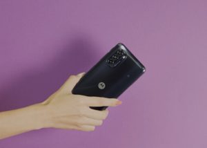 Motorola スマホ 評判 最新 新機種