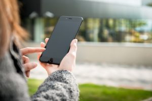 Apple vision pro 何ができる 発売日 解像度 体験 値段