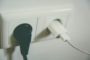 iphone 15 usb c 充電速度