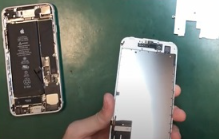 スマホ分解中