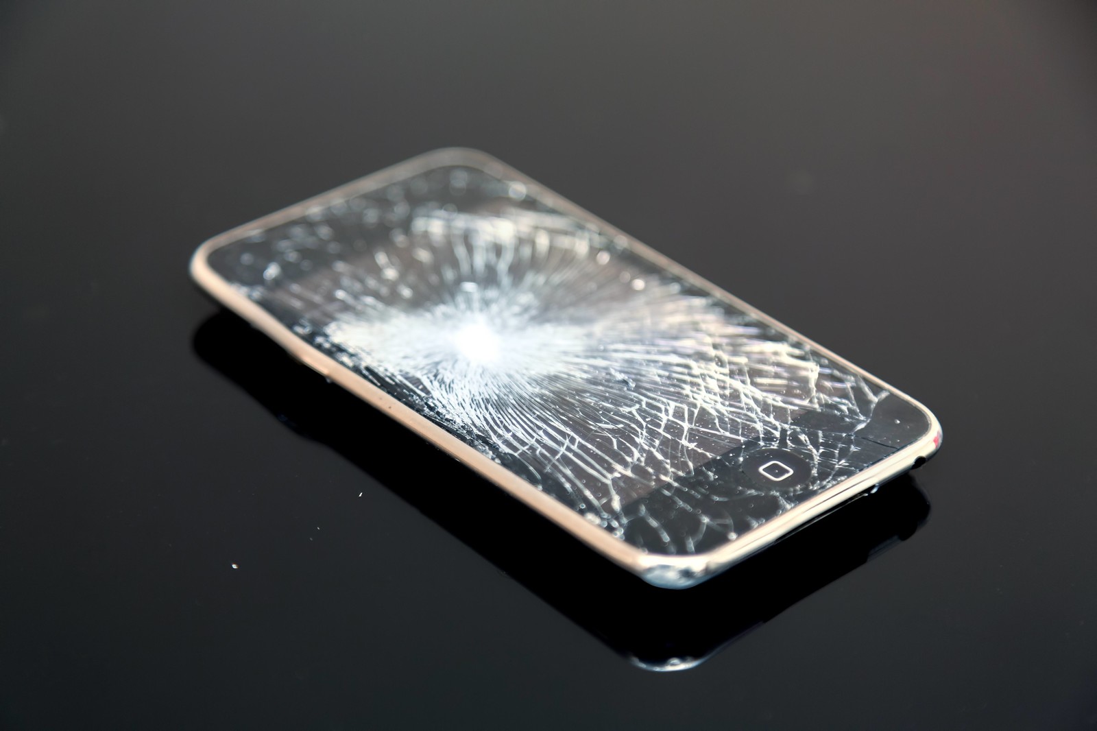 松が丘でiPhone修理